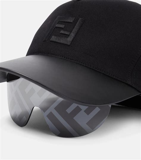 casquette fendi visiere|Casquette Fendi Marron Et Bleu Avec Visière .